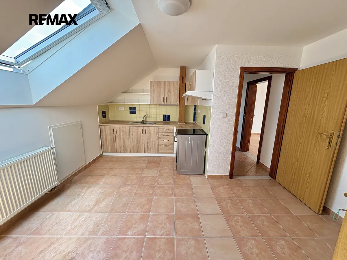 Pronájem bytu 3+kk 91 m²
